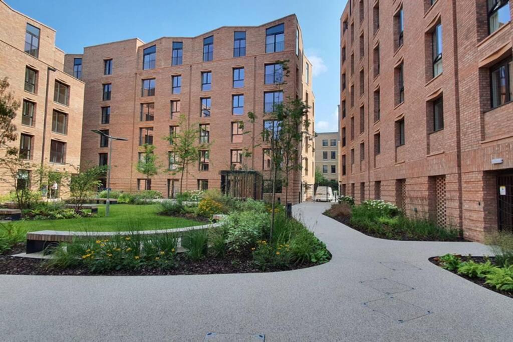 Luxury One Bedroom Apartment Within The City Walls ヨーク エクステリア 写真