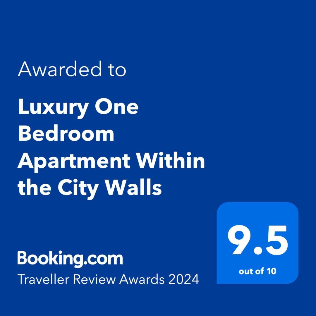 Luxury One Bedroom Apartment Within The City Walls ヨーク エクステリア 写真